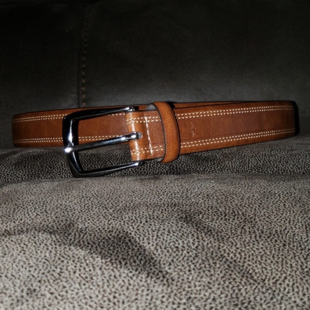 ♡NWOT♡ DOCKERS MENS LEATHER BELT